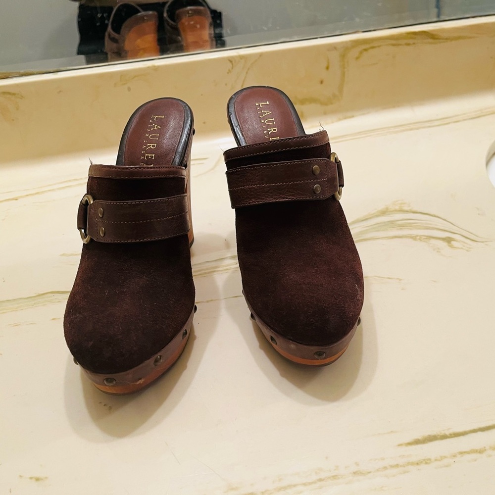 Beautiful brown shoes for sale, good for party weeding occasionally